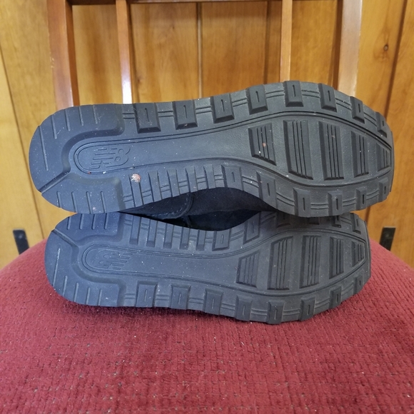 NEW BALANCE REENGINEERED black suede lined high top sneakers - Picture 6 of 7